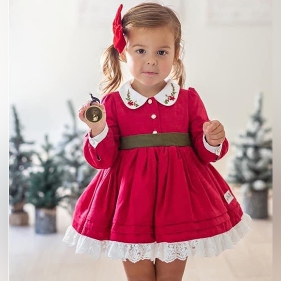 🔴SOLD🔴 [3T] The Paper Doll Iconic Very Merry Dress - Picture 2 of 8